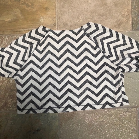 Urban Outfitters Tela crop top - Picture 3 of 5